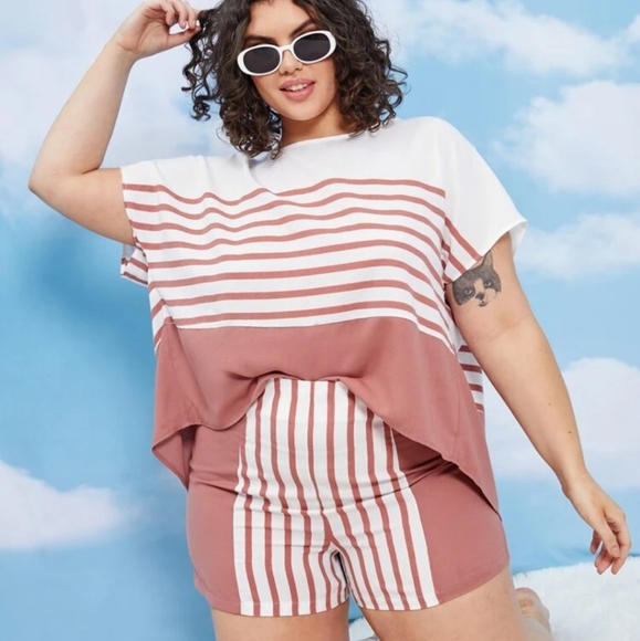 Cute 2 piece set 😍 - Picture 2 of 7